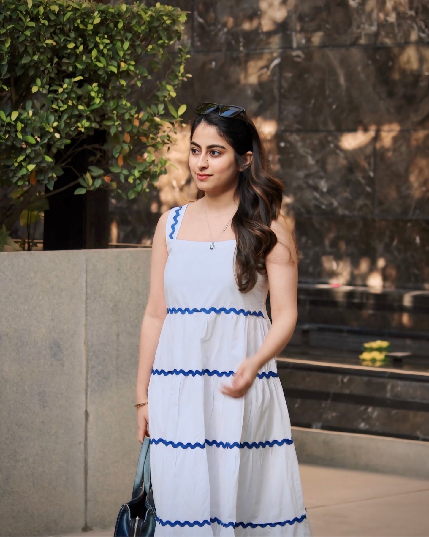 WHITE WAVY DRESS -BLUE LACE