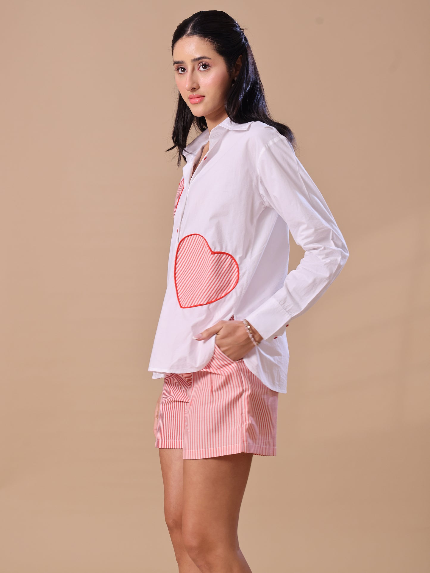 STRIPED HEART PATCH SHIRT