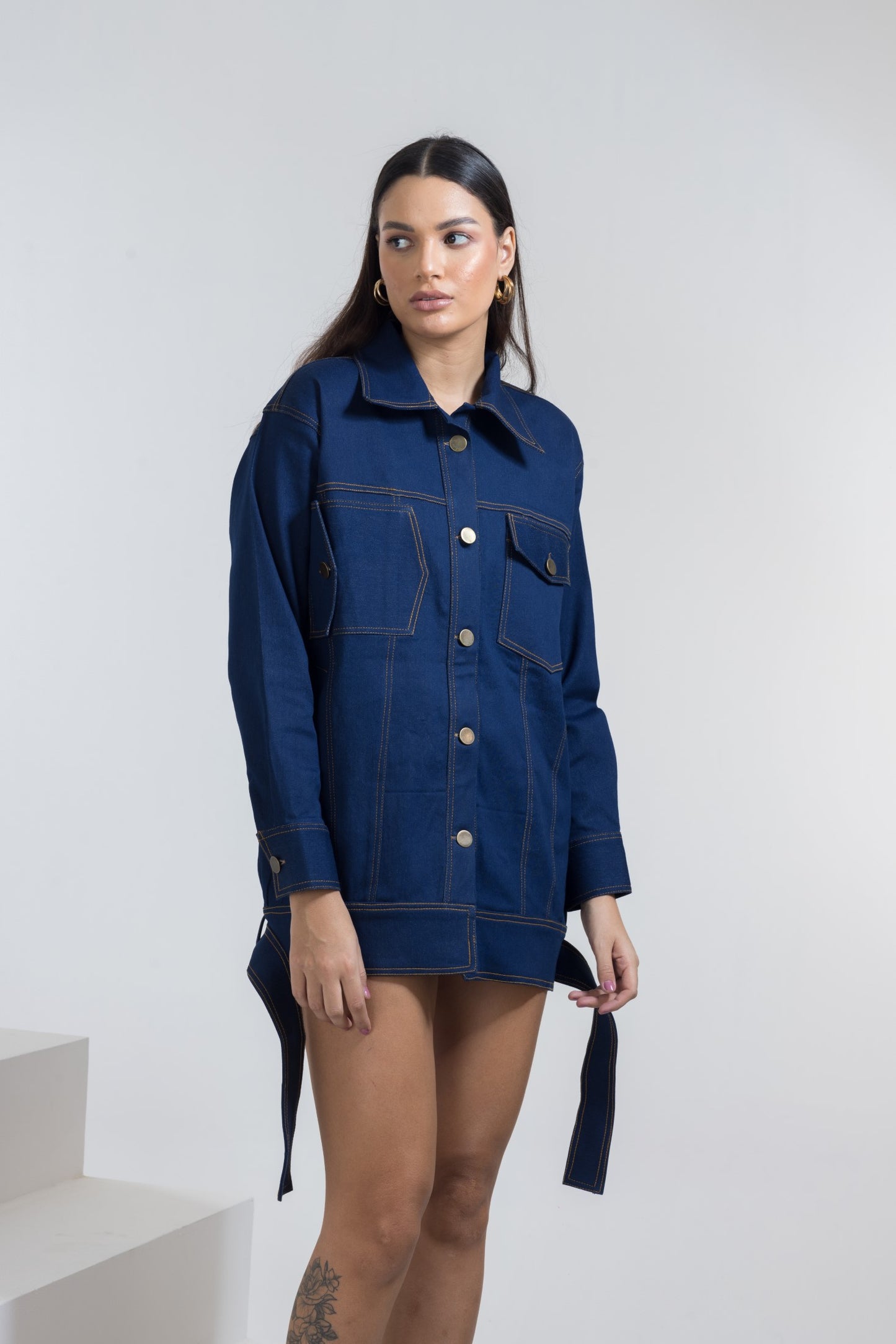 DENIM OVERSIZED JACKET WITH INVERTED POCKETS - BLUE