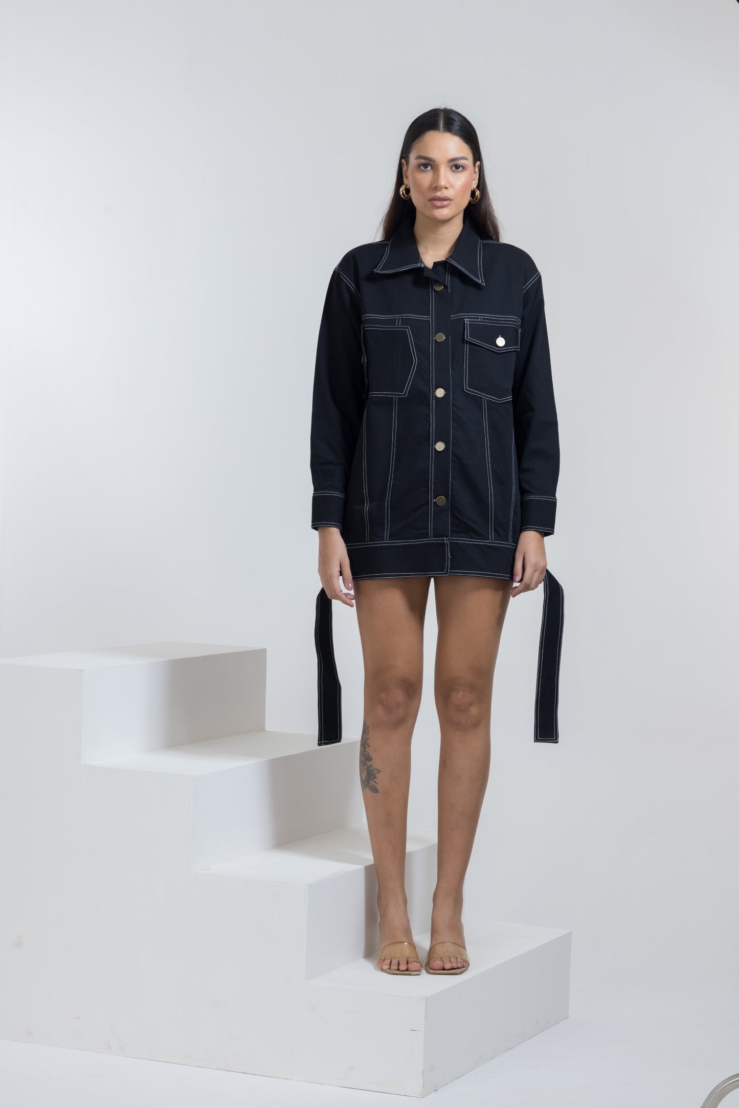 DENIM OVERSIZED JACKET WITH INVERTED POCKETS - BLACK