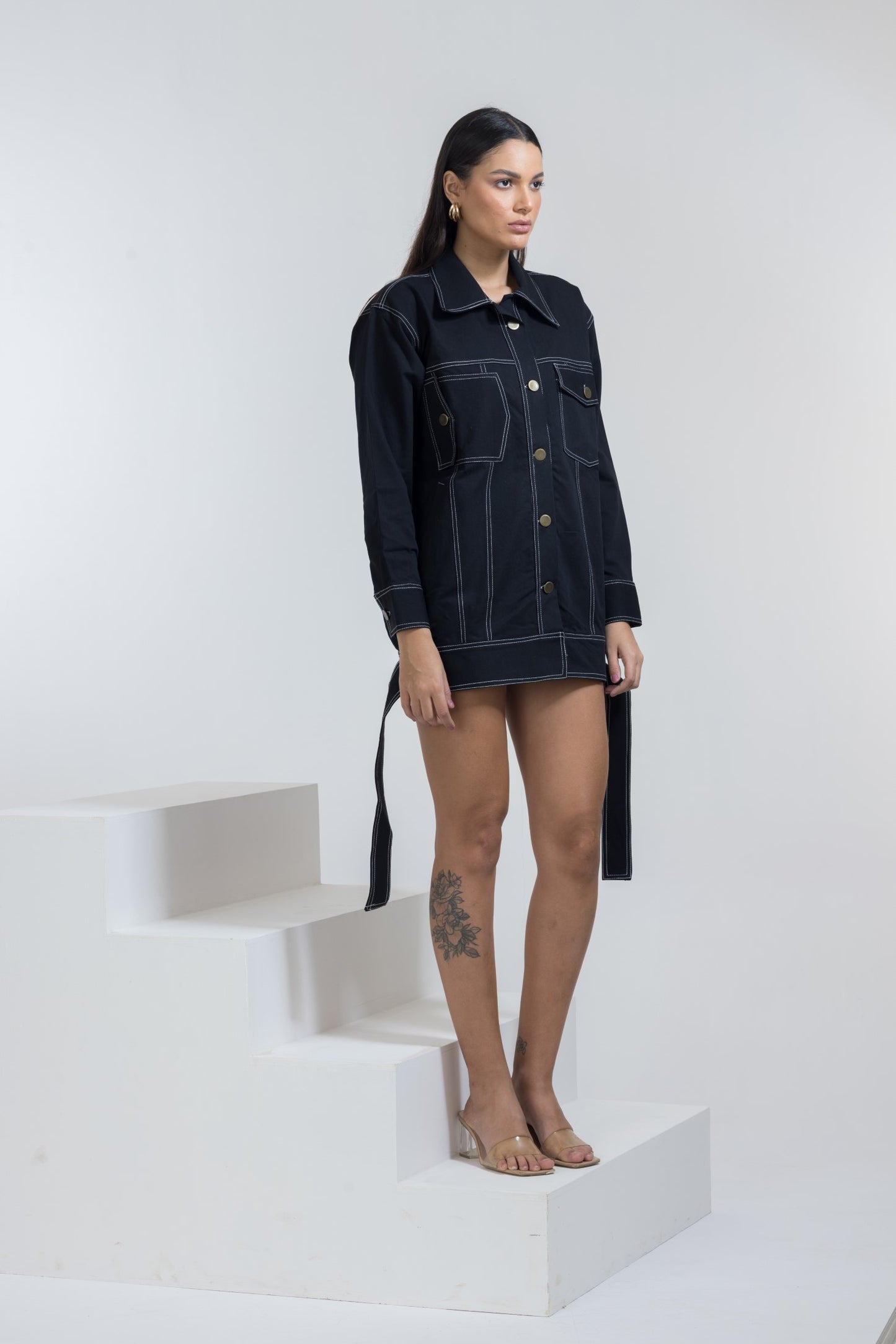 DENIM OVERSIZED JACKET WITH INVERTED POCKETS - BLACK