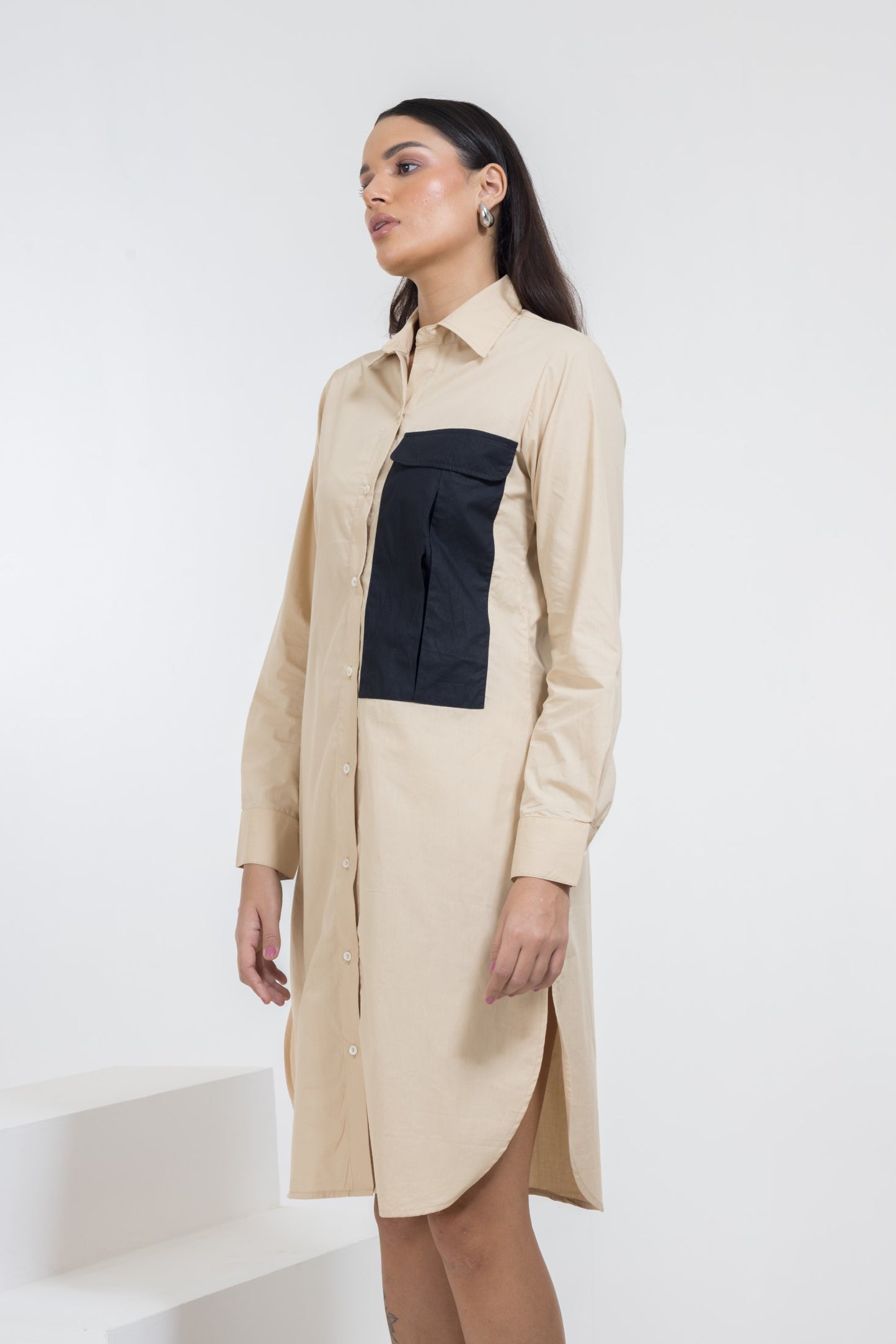 BEIGE LONG POCKET SHIRT DRESS