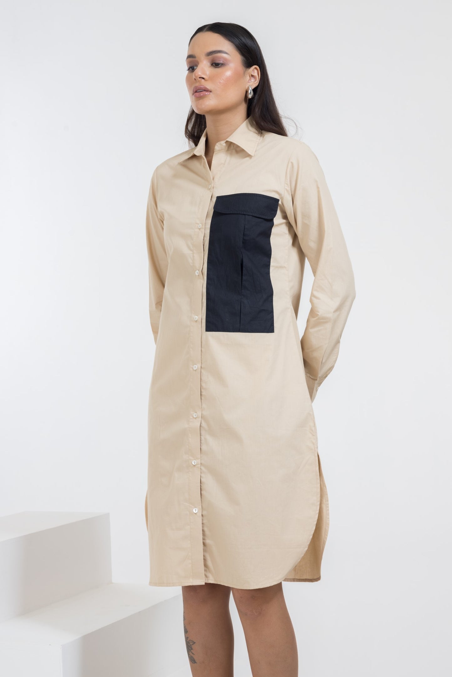 BEIGE LONG POCKET SHIRT DRESS